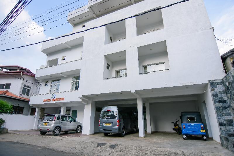 Oyo 238 Selva'S Guest House ヌワラ・エリヤ エクステリア 写真