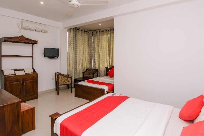 Oyo 238 Selva'S Guest House ヌワラ・エリヤ エクステリア 写真
